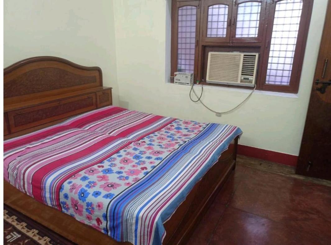 Homestay Comfort Villa Rāmpur Exteriér fotografie