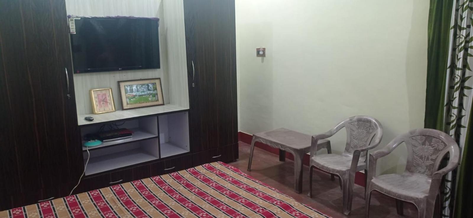 Homestay Comfort Villa Rāmpur Exteriér fotografie