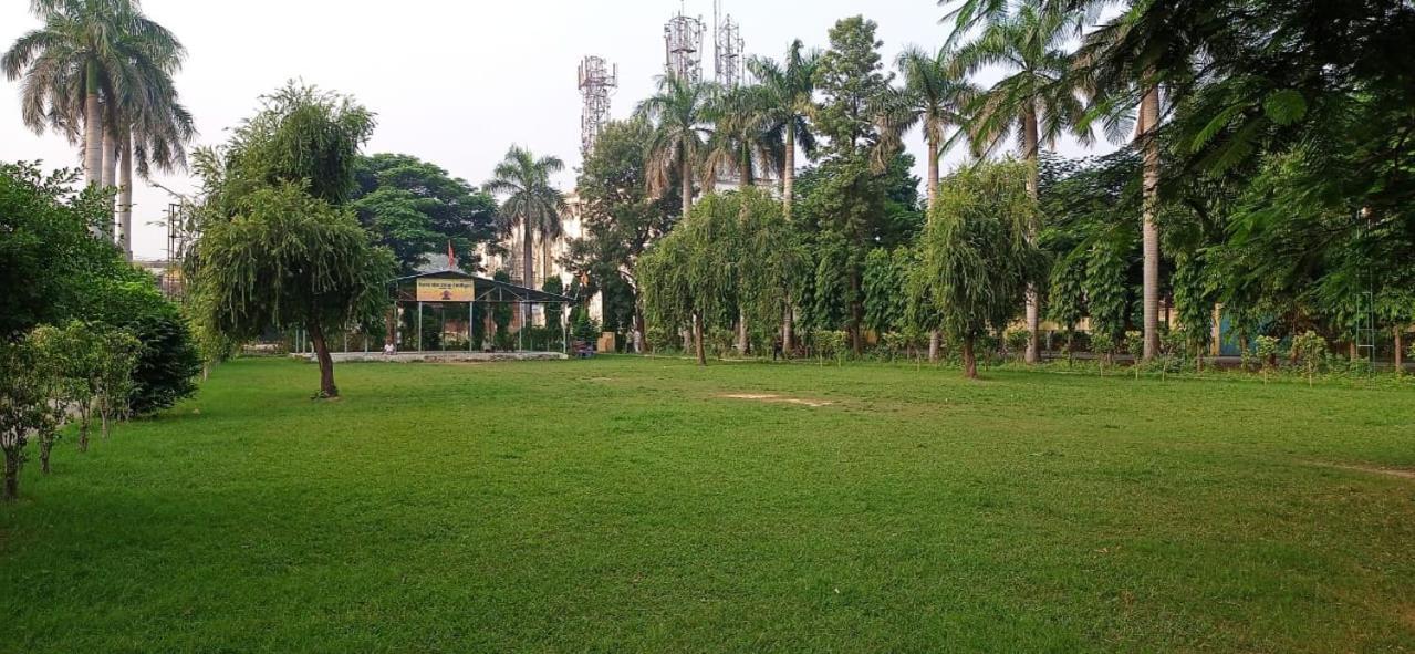Homestay Comfort Villa Rāmpur Exteriér fotografie